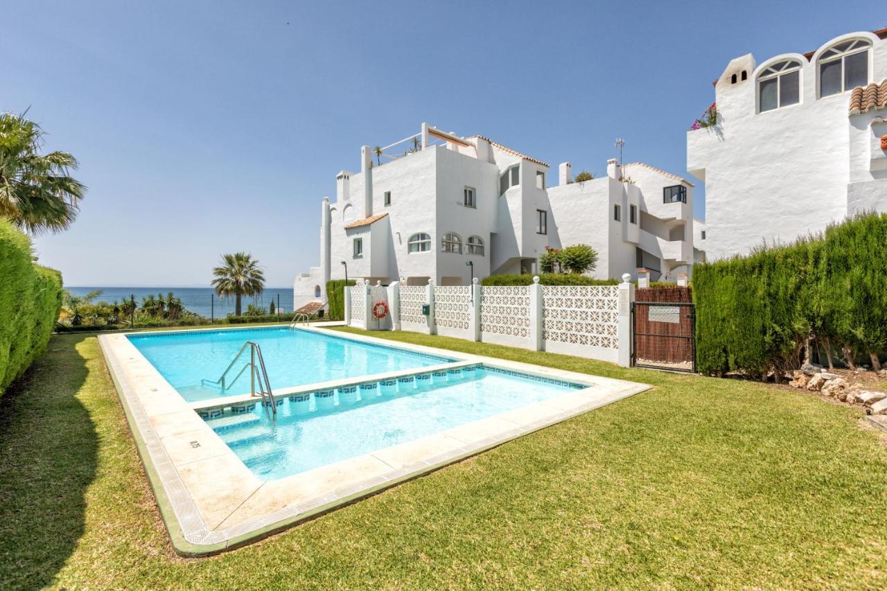 Front Sea View Penthouse Apartment Estepona Luaran gambar