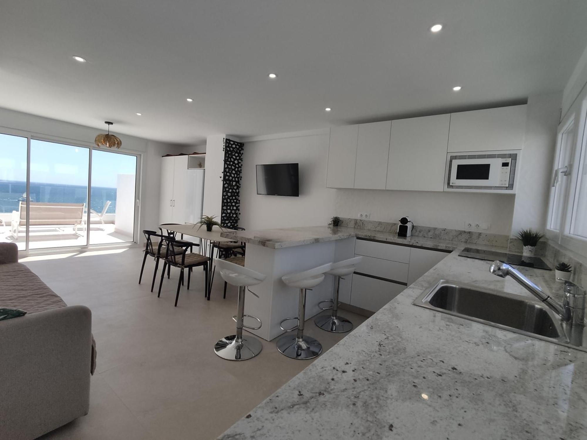 Front Sea View Penthouse Apartment Estepona Luaran gambar
